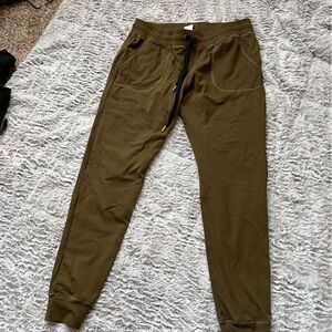 Zyia joggers